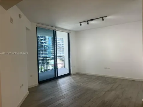 999 SW 1st Avenue Miami FL 33130