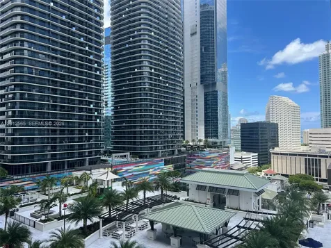 999 SW 1st Avenue Miami FL 33130
