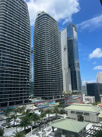 999 SW 1st Avenue Miami FL 33130