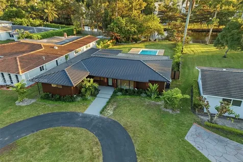360 NW 87th Street El Portal FL 33150
