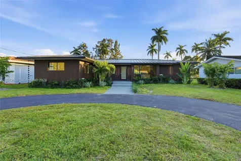 360 NW 87th Street El Portal FL 33150
