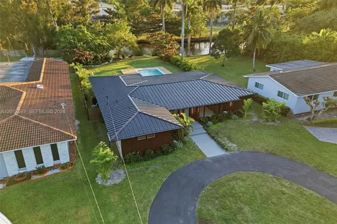 360 NW 87th Street El Portal FL 33150