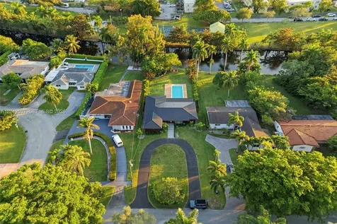 360 NW 87th Street El Portal FL 33150