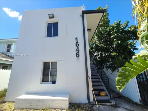 1646 NW 1st Place Miami FL 33136