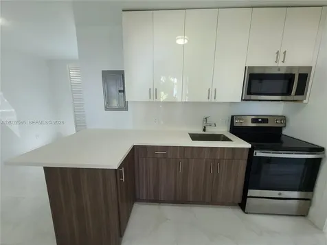 1646 NW 1st Place Miami FL 33136
