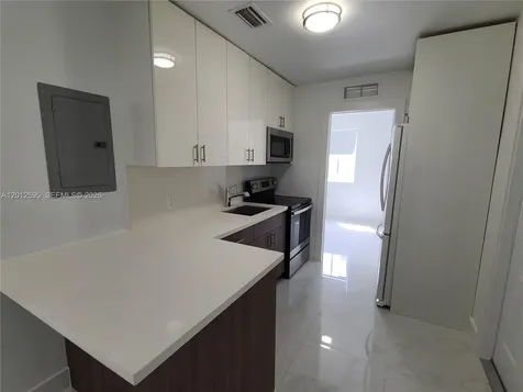 1646 NW 1st Place Miami FL 33136