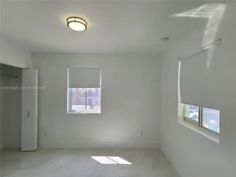 1646 NW 1st Place Miami FL 33136