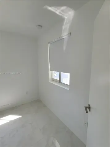 1646 NW 1st Place Miami FL 33136
