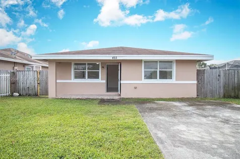 455 NW 14th Street Florida City FL 33034