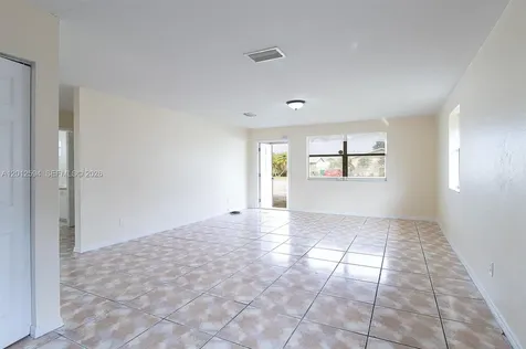 455 NW 14th Street Florida City FL 33034