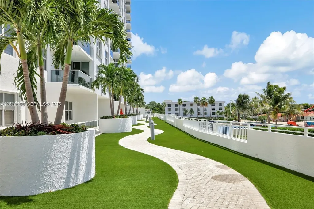 3015 N Ocean Boulevard Fort Lauderdale FL 33308
