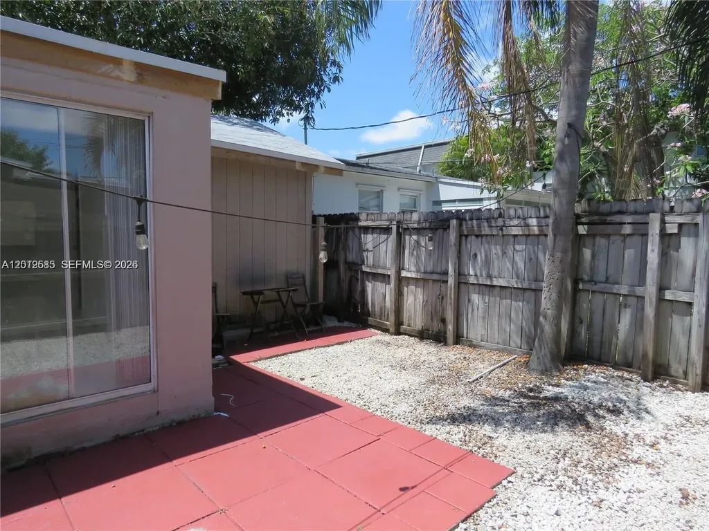 1937 Taylor Street Hollywood FL 33020