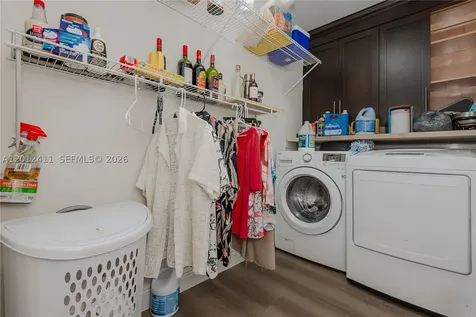 395 W 39th Place Hialeah FL 33012