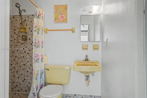 11380 SW 131st Street Miami FL 33176