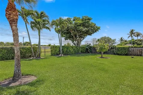 11380 SW 131st Street Miami FL 33176