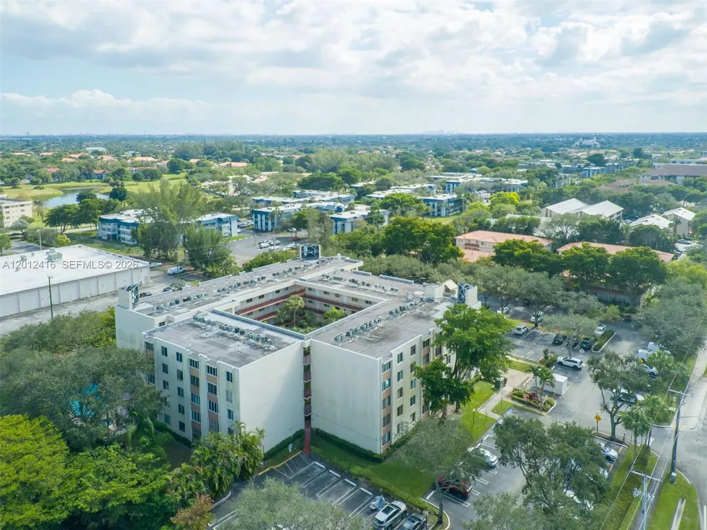 3149 Riverside Drive Coral Springs FL 33065