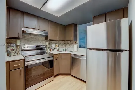 3149 Riverside Drive Coral Springs FL 33065