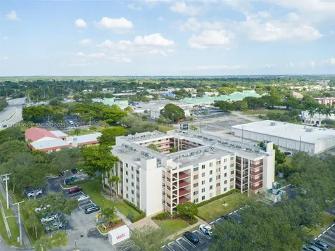 3149 Riverside Drive Coral Springs FL 33065