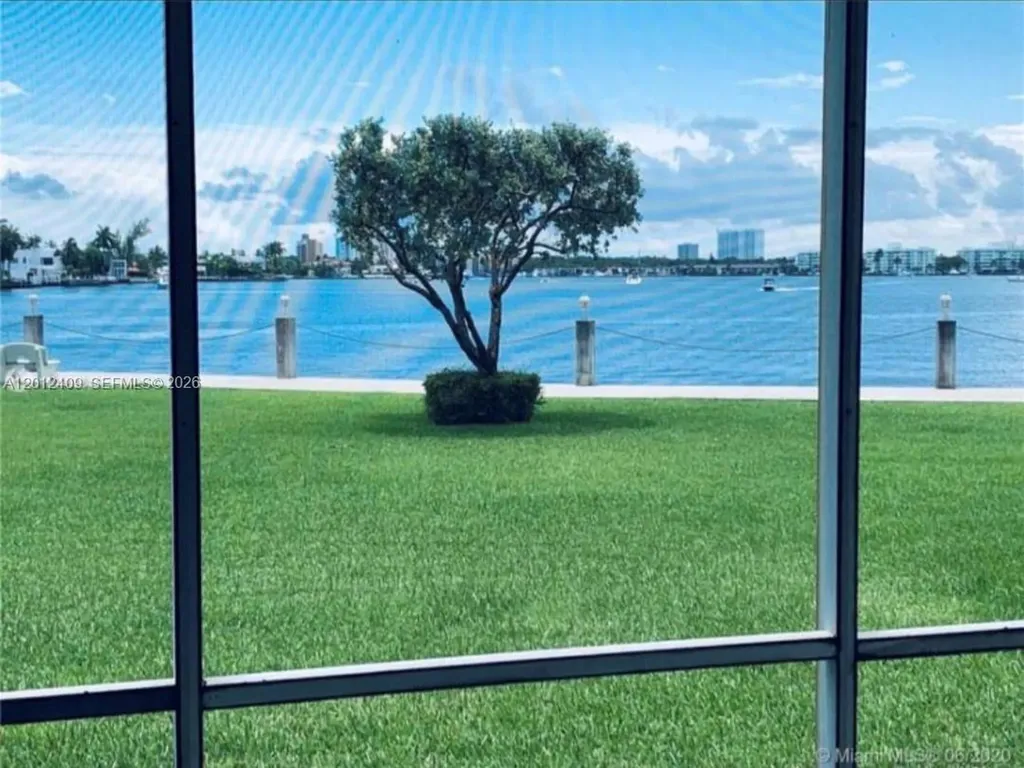 3020 Marcos Drive Aventura FL 33160