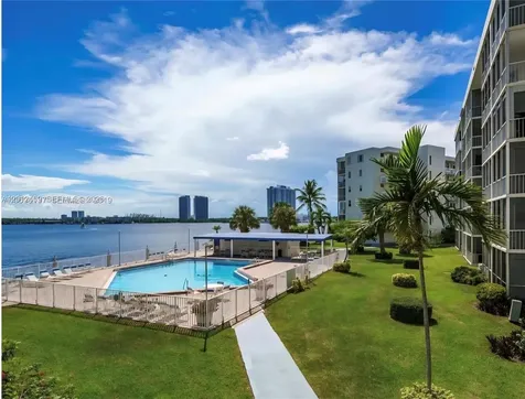 3020 Marcos Drive Aventura FL 33160
