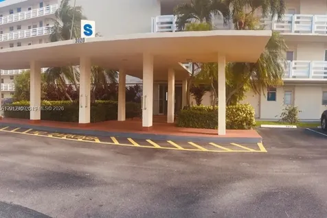 3020 Marcos Drive Aventura FL 33160