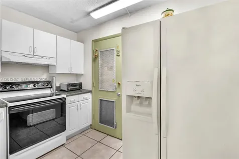 16901 NE 13th Avenue Miami FL 33162