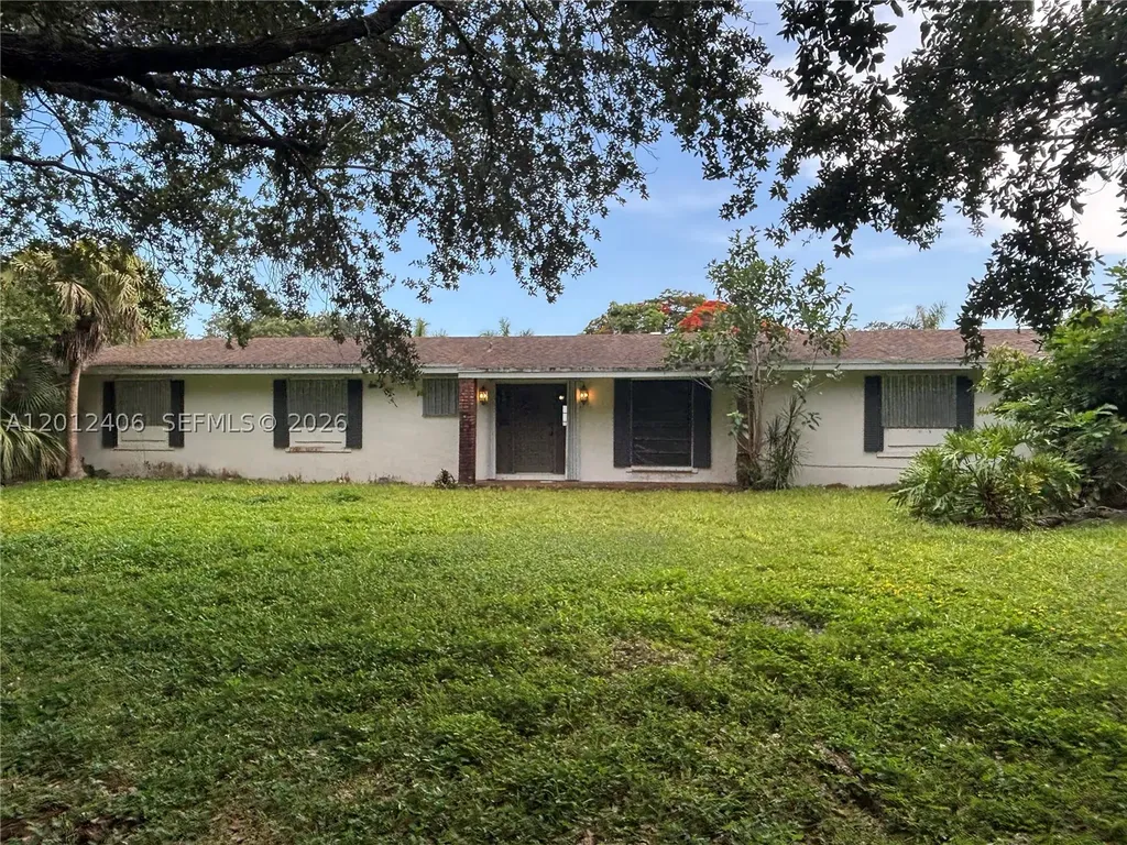 9290 SW 104th Street Miami FL 33176