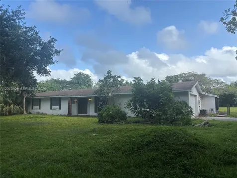 9290 SW 104th Street Miami FL 33176