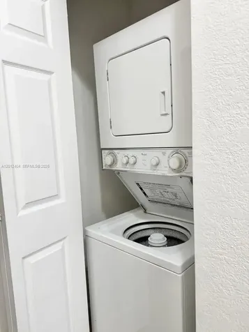 9203 SW 170th Court Miami FL 33196