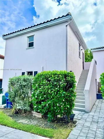9203 SW 170th Court Miami FL 33196