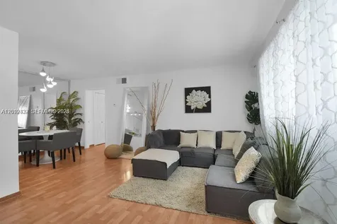 1620 West Avenue Miami Beach FL 33139
