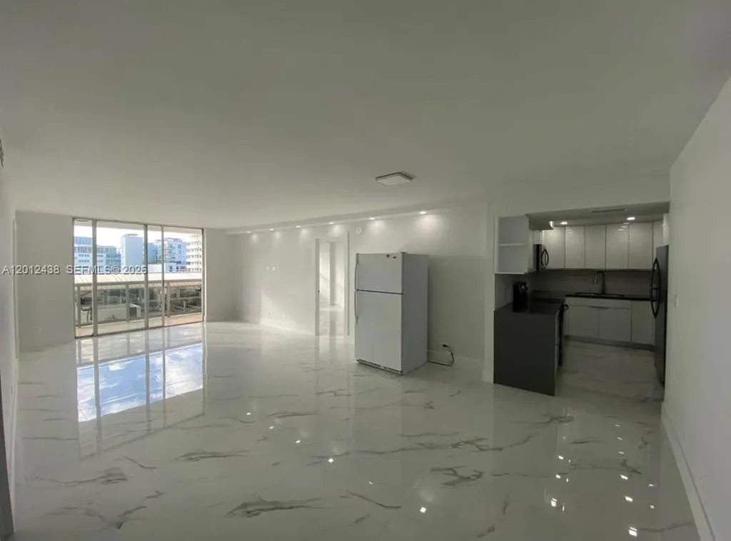 6039 Collins Avenue Miami Beach FL 33140