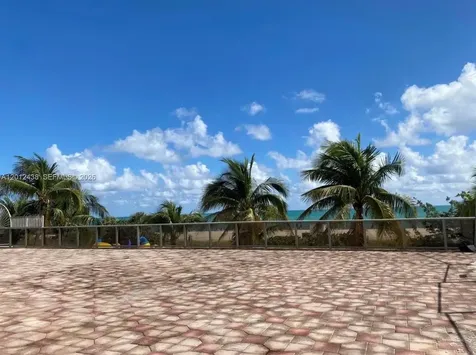 6039 Collins Avenue Miami Beach FL 33140