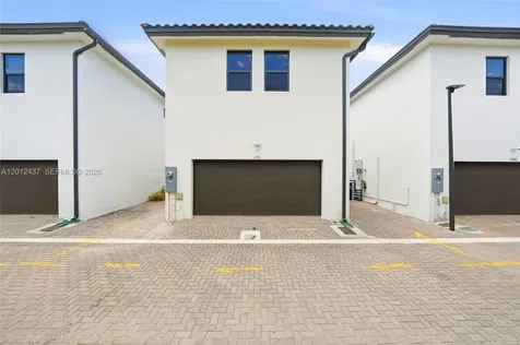 4356 NW 80th Avenue Doral FL 33166
