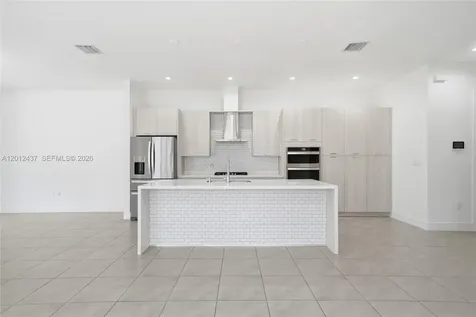 4356 NW 80th Avenue Doral FL 33166