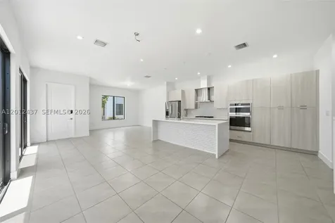 4356 NW 80th Avenue Doral FL 33166