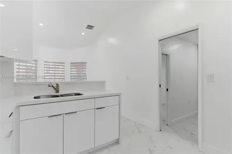 164 NW 85th Court Miami FL 33126