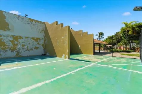 164 NW 85th Court Miami FL 33126