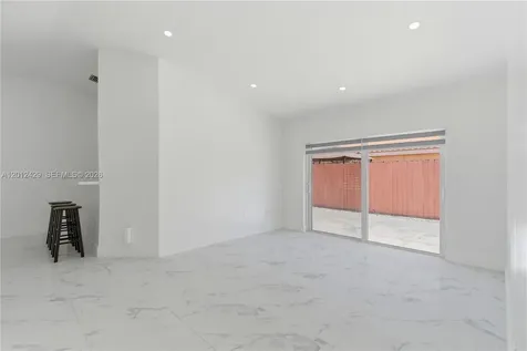 164 NW 85th Court Miami FL 33126