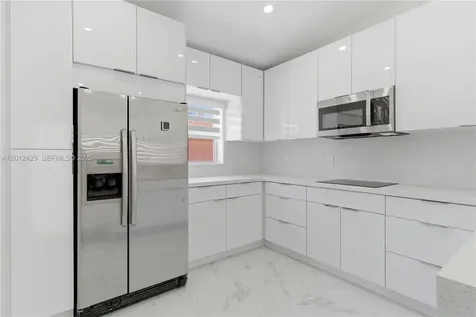 164 NW 85th Court Miami FL 33126
