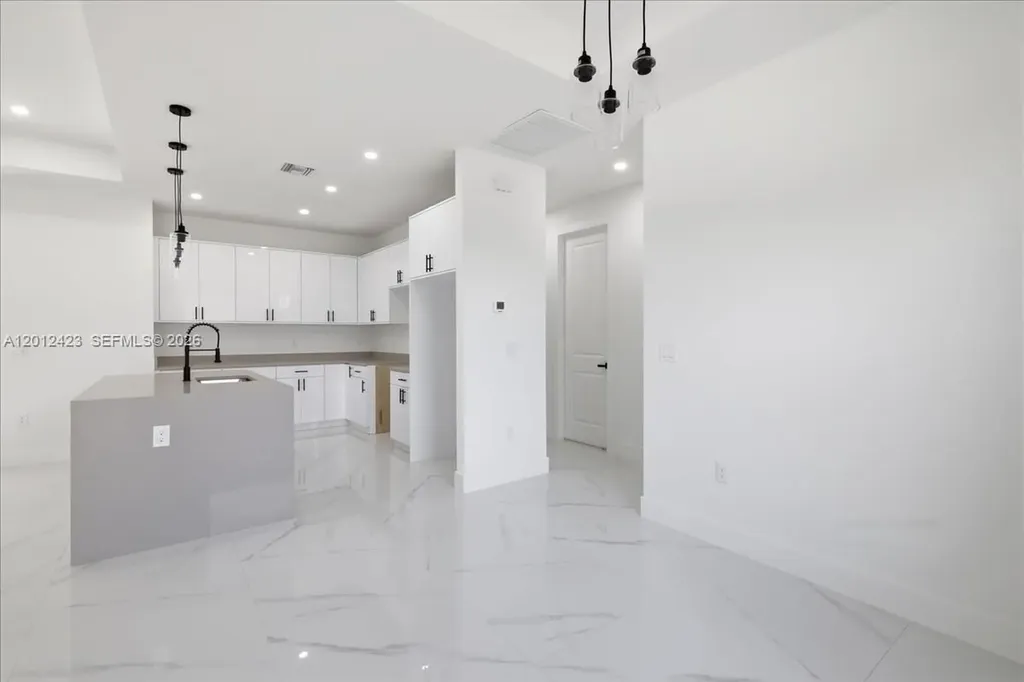 1032 Candlelight Drive Other City - In The State Of Florida FL 33974