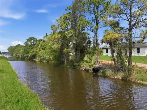 1032 Candlelight Drive Other City - In The State Of Florida FL 33974