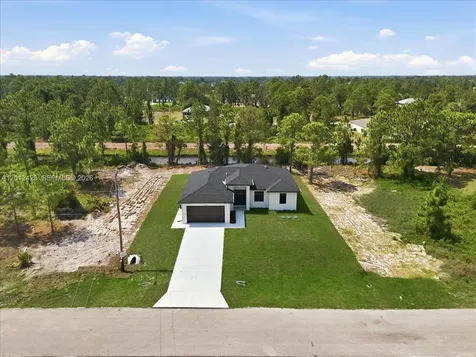 1032 Candlelight Drive Other City - In The State Of Florida FL 33974