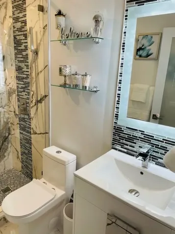 16225 SW 99th Terrace Miami FL 33196