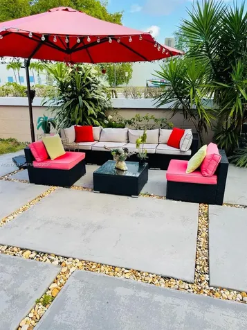 16225 SW 99th Terrace Miami FL 33196