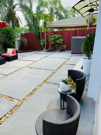 16225 SW 99th Terrace Miami FL 33196