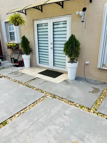16225 SW 99th Terrace Miami FL 33196