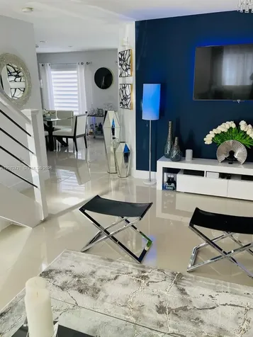 16225 SW 99th Terrace Miami FL 33196
