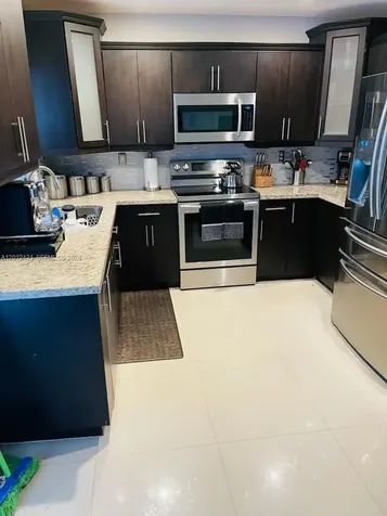 16225 SW 99th Terrace Miami FL 33196