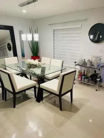 16225 SW 99th Terrace Miami FL 33196